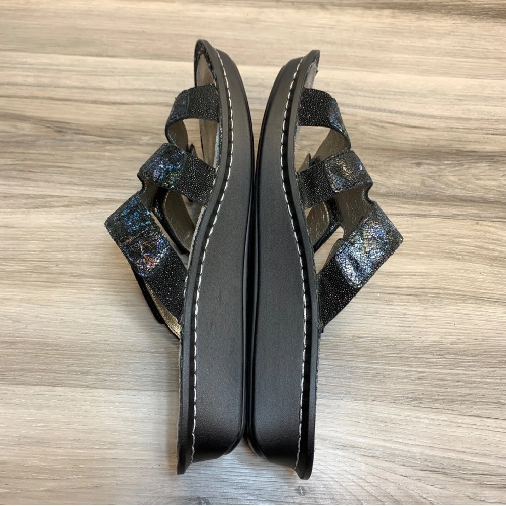 Alegria Venice Sandals Womens  Quarry Crackle Hook Loop Slides grey7 - Picture 3 of 8